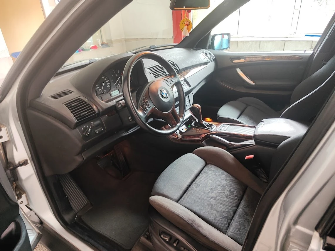 Продавам БМВ x5 - e53